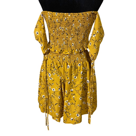 NWOT 2 Piece Yellow/Mustard Crop Short Set Women’s Size Large - Picture 11 of 14